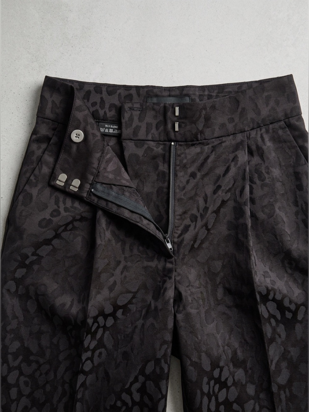 EUC Nicole Miller Black Charcoal Animal-Print Wide Leg Pants